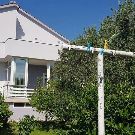 Family Mare Apartment